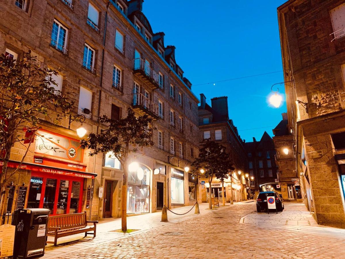 Appartement de 60 m2 tout juste rénové à Saint Malo Intra-Muros Esterno foto