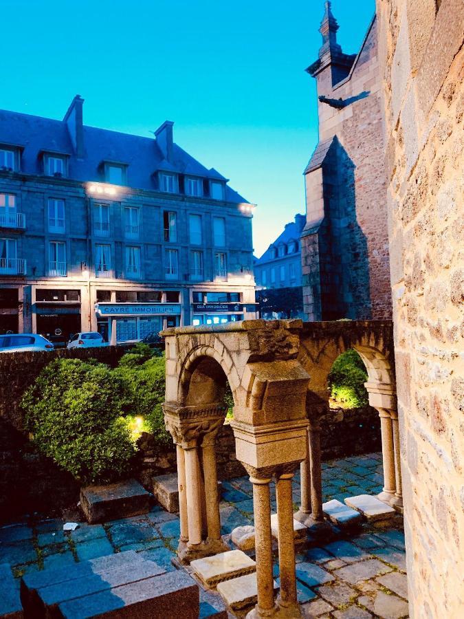 Appartement de 60 m2 tout juste rénové à Saint Malo Intra-Muros Esterno foto