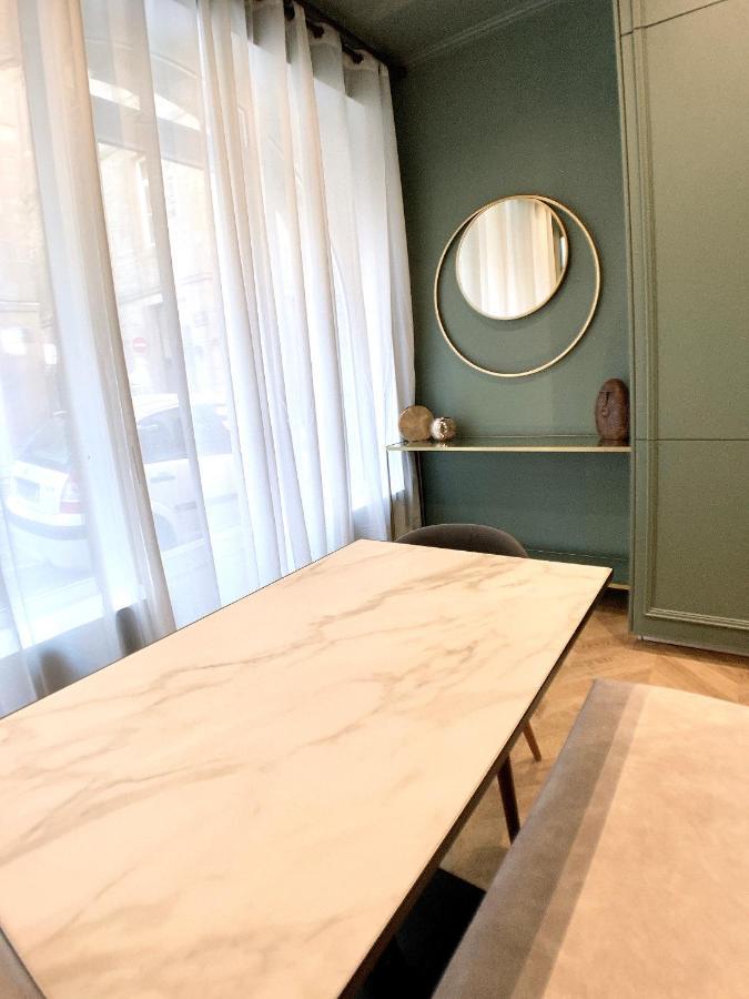 Appartement de 60 m2 tout juste rénové à Saint Malo Intra-Muros Esterno foto