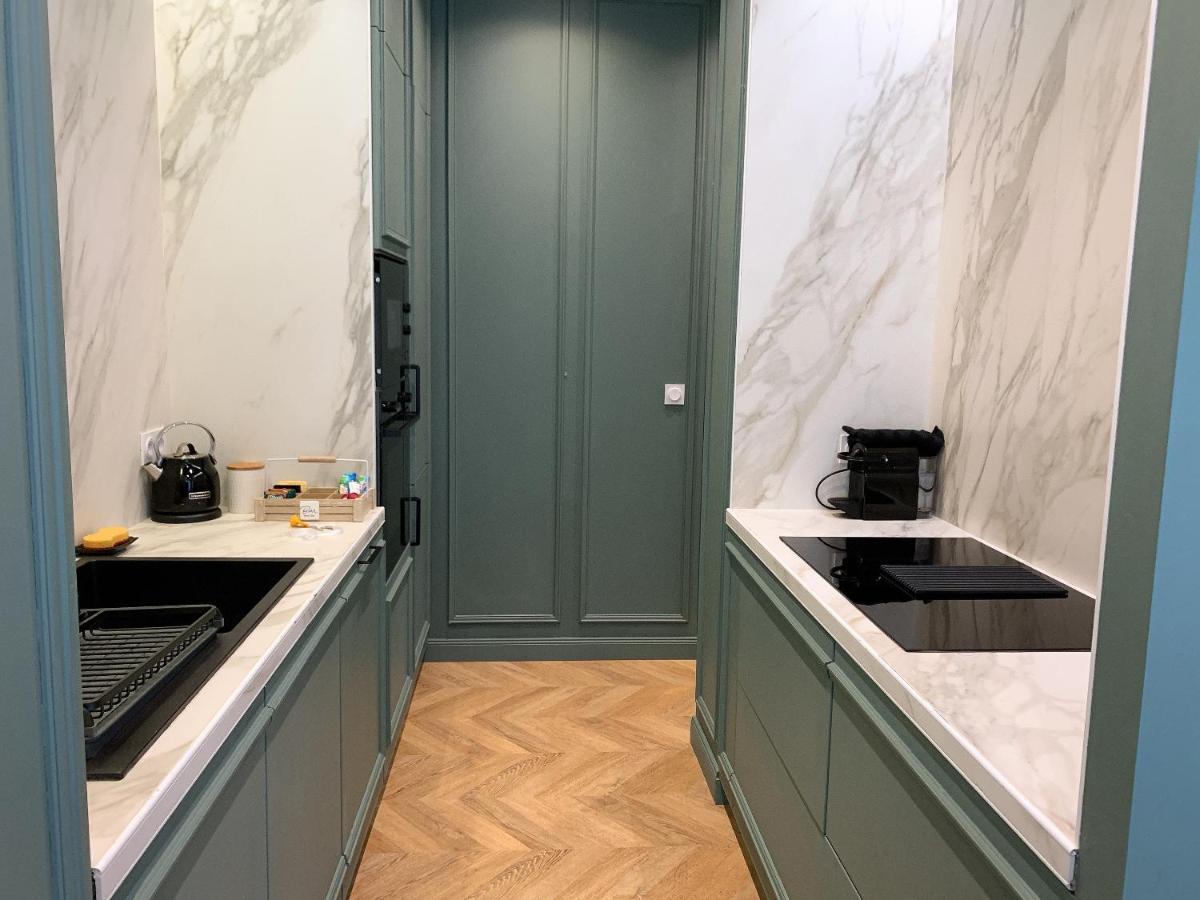 Appartement de 60 m2 tout juste rénové à Saint Malo Intra-Muros Esterno foto